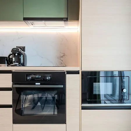 Bloomy In Odyssey Pools And Parking Апартаменты